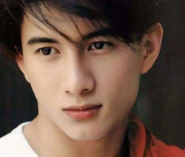 吴奇隆出道前爆料视频 第2张 吴奇隆出道前爆料视频 第2张